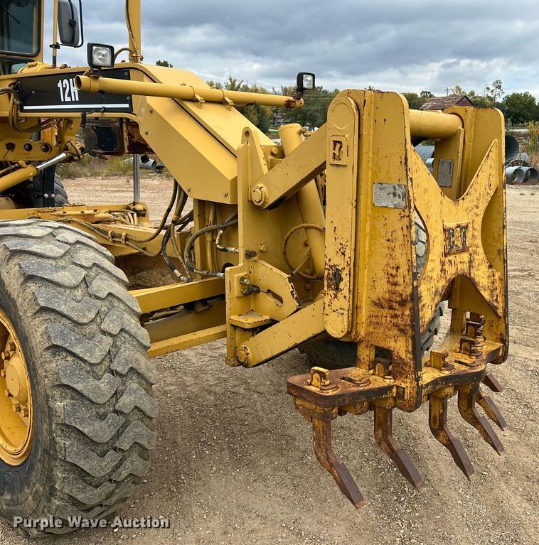 image for item NI9061 2005 Caterpillar 12H  VHP motor grader