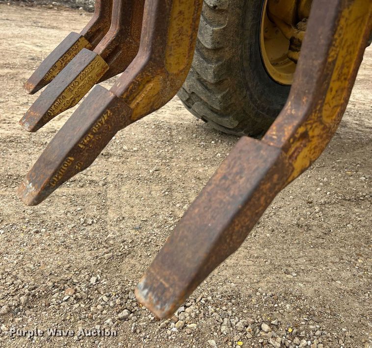 image for item NI9061 2005 Caterpillar 12H  VHP motor grader