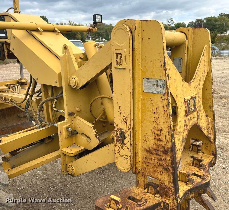 image for item NI9061 2005 Caterpillar 12H  VHP motor grader