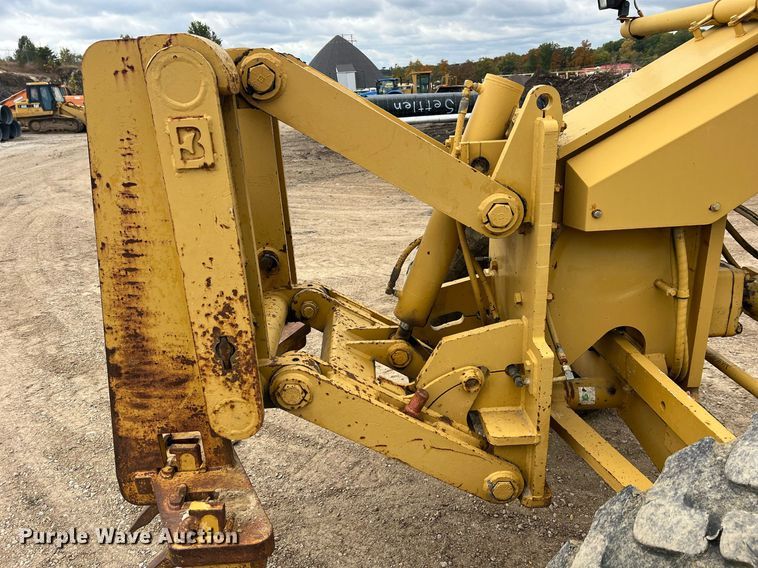 image for item NI9061 2005 Caterpillar 12H  VHP motor grader
