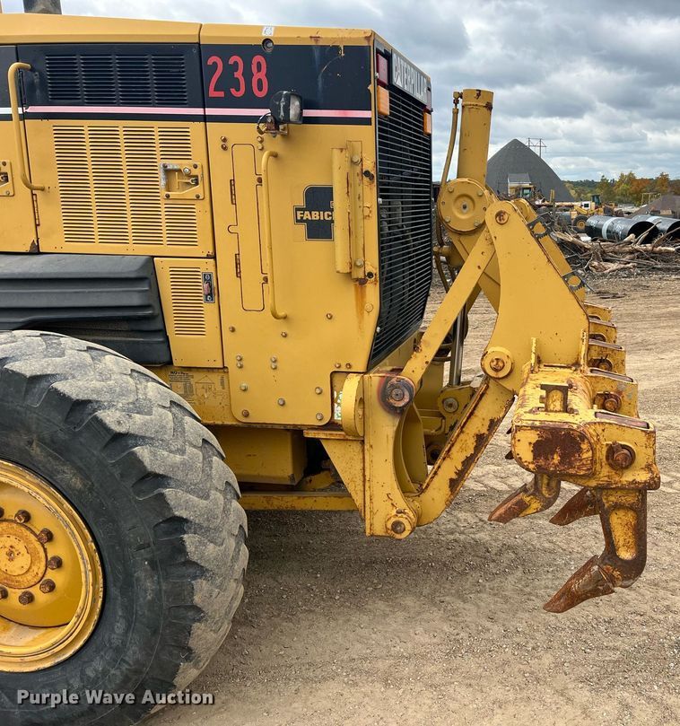 image for item NI9061 2005 Caterpillar 12H  VHP motor grader