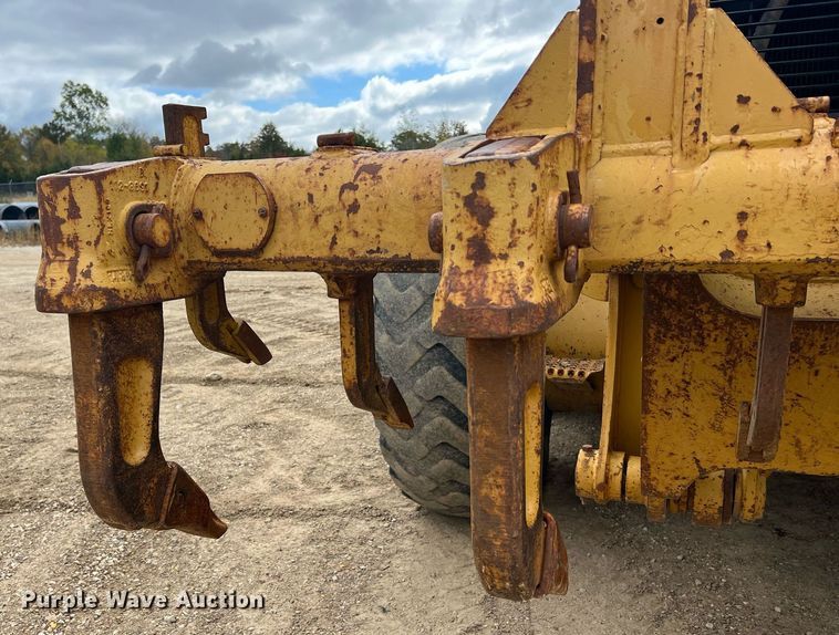 image for item NI9061 2005 Caterpillar 12H  VHP motor grader