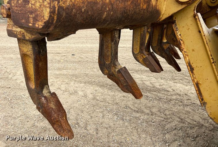 image for item NI9061 2005 Caterpillar 12H  VHP motor grader