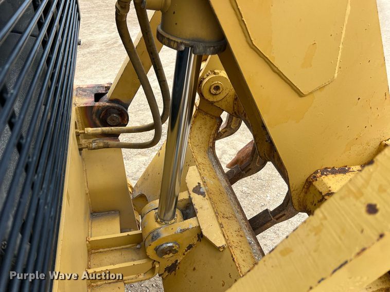 image for item NI9061 2005 Caterpillar 12H  VHP motor grader