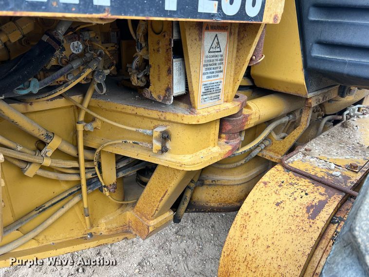 image for item NI9061 2005 Caterpillar 12H  VHP motor grader