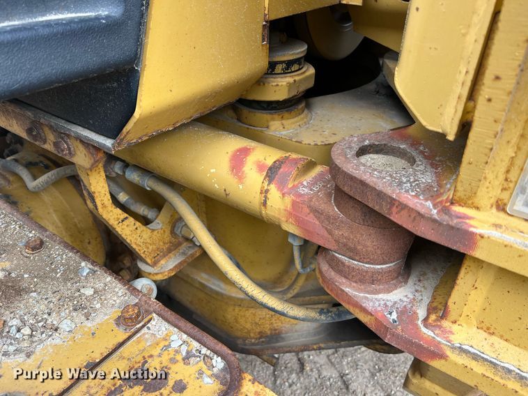 image for item NI9061 2005 Caterpillar 12H  VHP motor grader