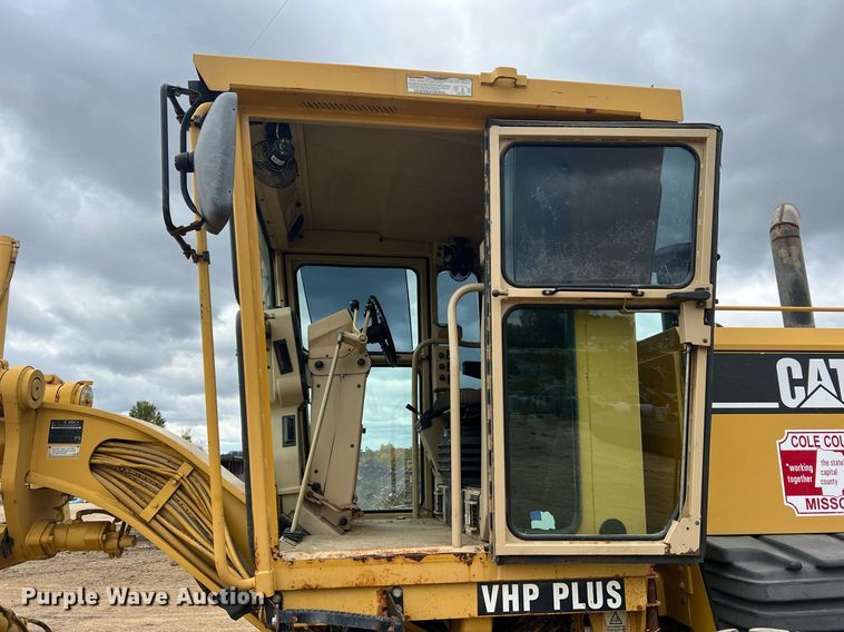 image for item NI9061 2005 Caterpillar 12H  VHP motor grader