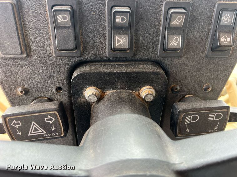 image for item NI9061 2005 Caterpillar 12H  VHP motor grader