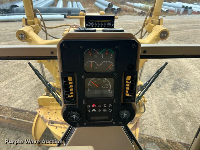 image for item NI9061 2005 Caterpillar 12H  VHP motor grader