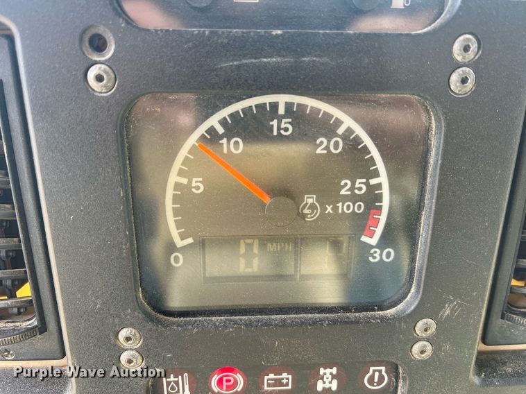 image for item NI9061 2005 Caterpillar 12H  VHP motor grader