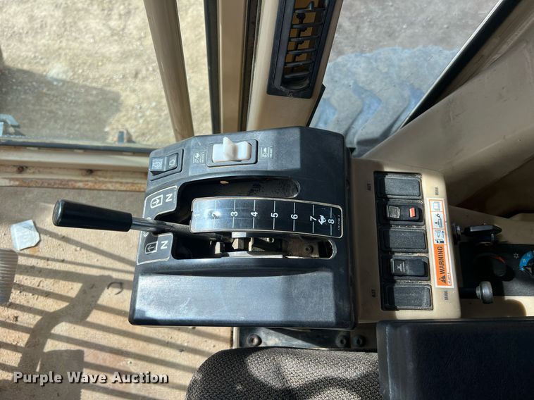 image for item NI9061 2005 Caterpillar 12H  VHP motor grader