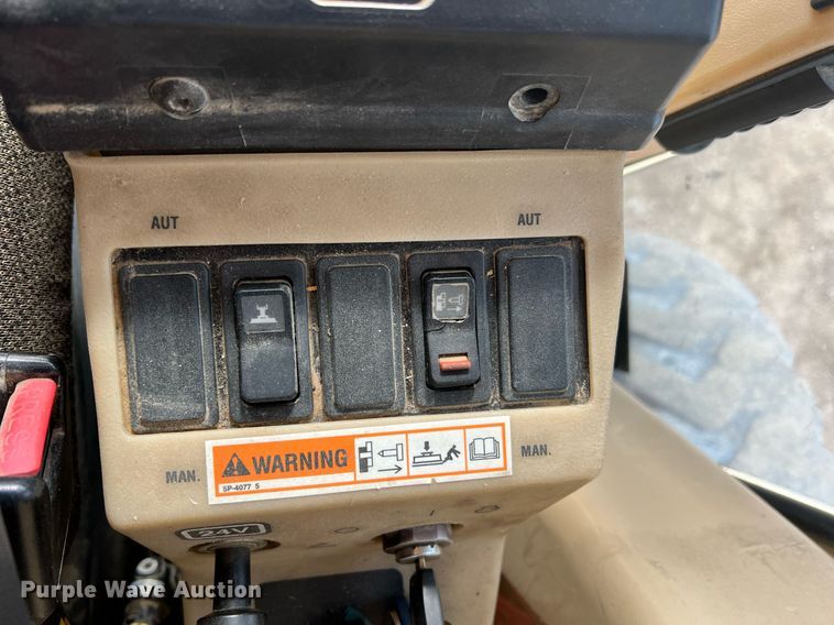 image for item NI9061 2005 Caterpillar 12H  VHP motor grader