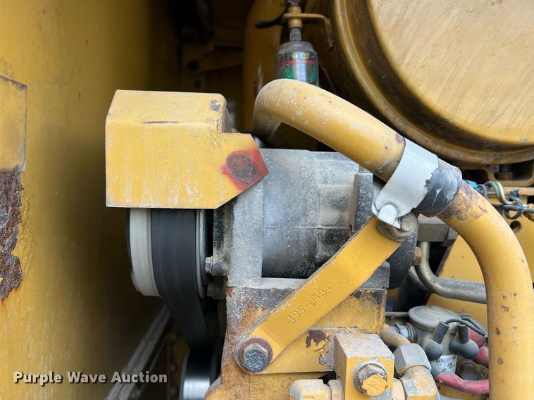 image for item NI9061 2005 Caterpillar 12H  VHP motor grader