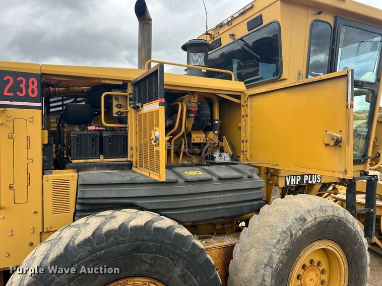 image for item NI9061 2005 Caterpillar 12H  VHP motor grader