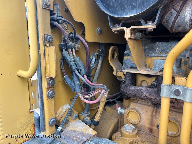 image for item NI9061 2005 Caterpillar 12H  VHP motor grader