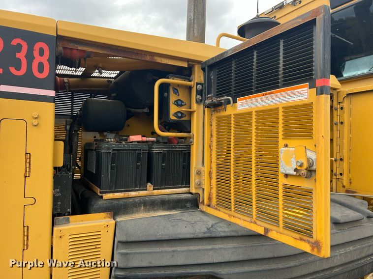 image for item NI9061 2005 Caterpillar 12H  VHP motor grader