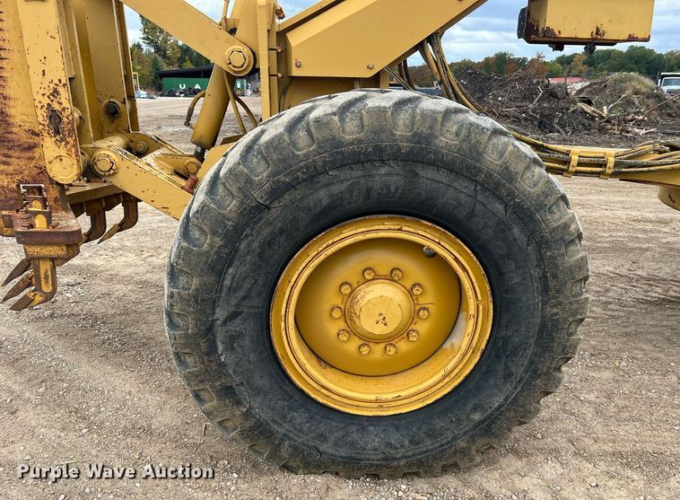 image for item NI9061 2005 Caterpillar 12H  VHP motor grader