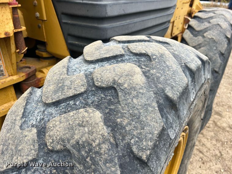 image for item NI9061 2005 Caterpillar 12H  VHP motor grader