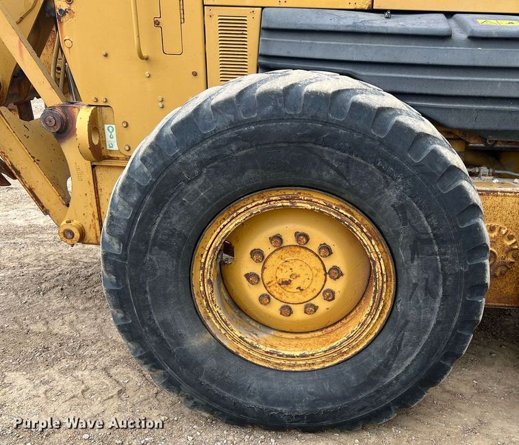 image for item NI9061 2005 Caterpillar 12H  VHP motor grader