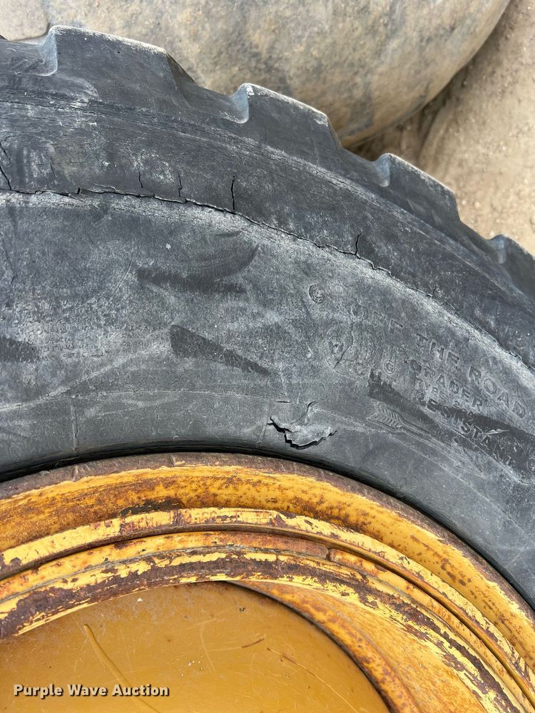 image for item NI9061 2005 Caterpillar 12H  VHP motor grader