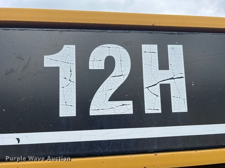 image for item NI9061 2005 Caterpillar 12H  VHP motor grader