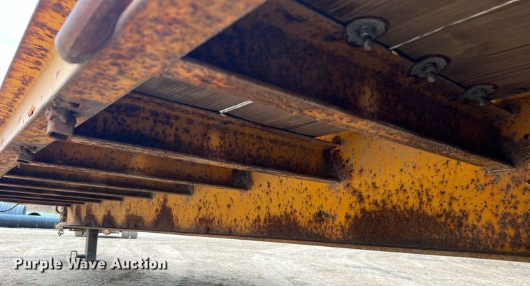 image for item NI9062 1989 Holden TD03025  equipment trailer