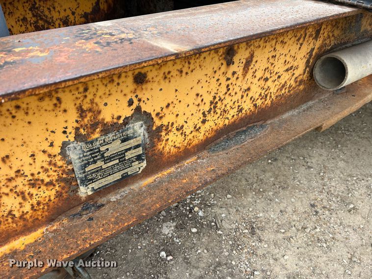 image for item NI9062 1989 Holden TD03025  equipment trailer