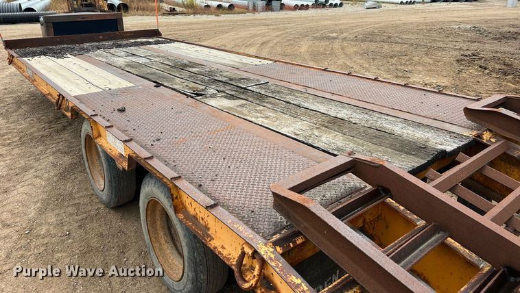 image for item NI9062 1989 Holden TD03025  equipment trailer