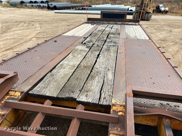 image for item NI9062 1989 Holden TD03025  equipment trailer