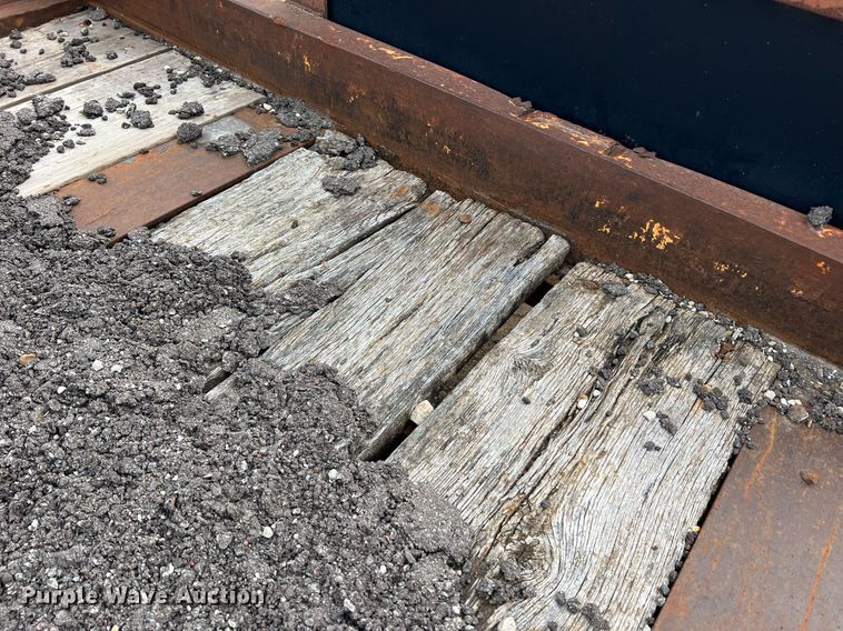 image for item NI9062 1989 Holden TD03025  equipment trailer