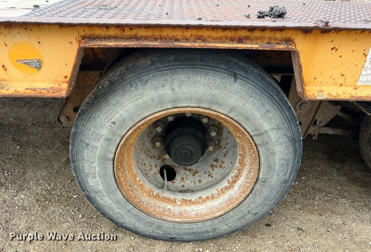 image for item NI9062 1989 Holden TD03025  equipment trailer