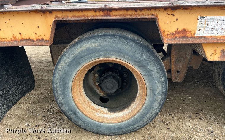 image for item NI9062 1989 Holden TD03025  equipment trailer