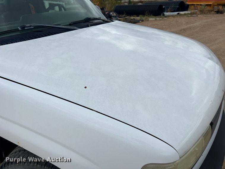 image for item NI9063 2002 Chevrolet Silverado 1500  pickup truck