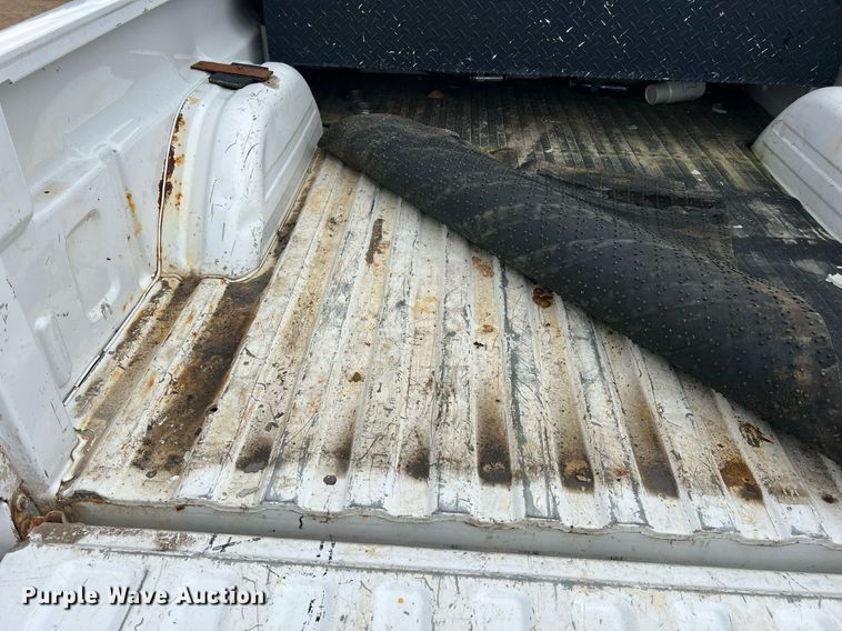 image for item NI9063 2002 Chevrolet Silverado 1500  pickup truck