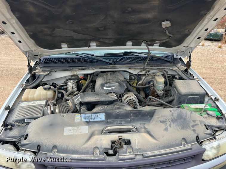 image for item NI9063 2002 Chevrolet Silverado 1500  pickup truck