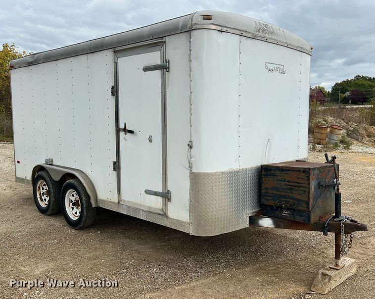image for item NI9064 2004 Doolittle  enclosed cargo trailer
