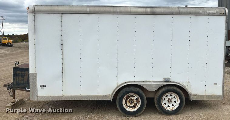 image for item NI9064 2004 Doolittle  enclosed cargo trailer