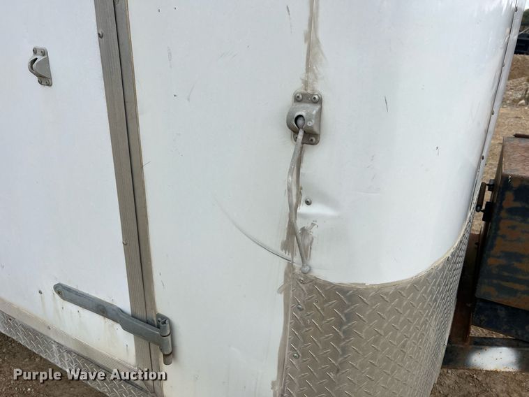 image for item NI9064 2004 Doolittle  enclosed cargo trailer