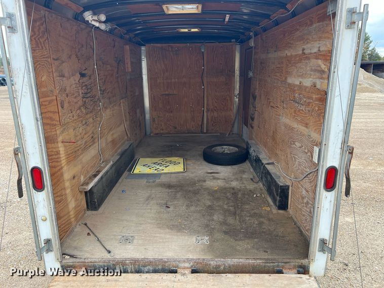 image for item NI9064 2004 Doolittle  enclosed cargo trailer
