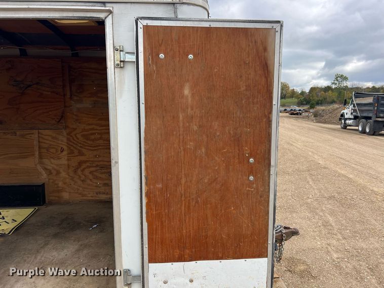 image for item NI9064 2004 Doolittle  enclosed cargo trailer