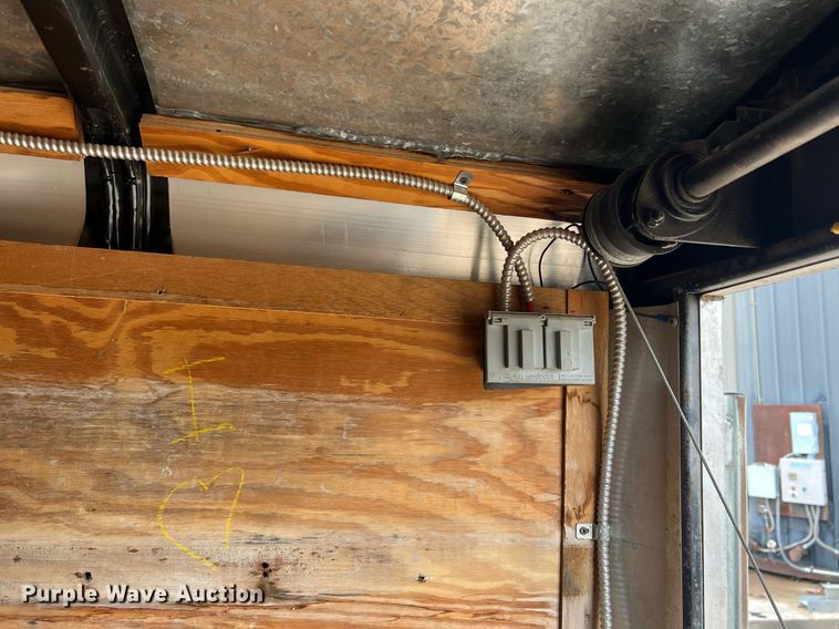 image for item NI9064 2004 Doolittle  enclosed cargo trailer