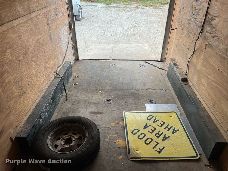 image for item NI9064 2004 Doolittle  enclosed cargo trailer