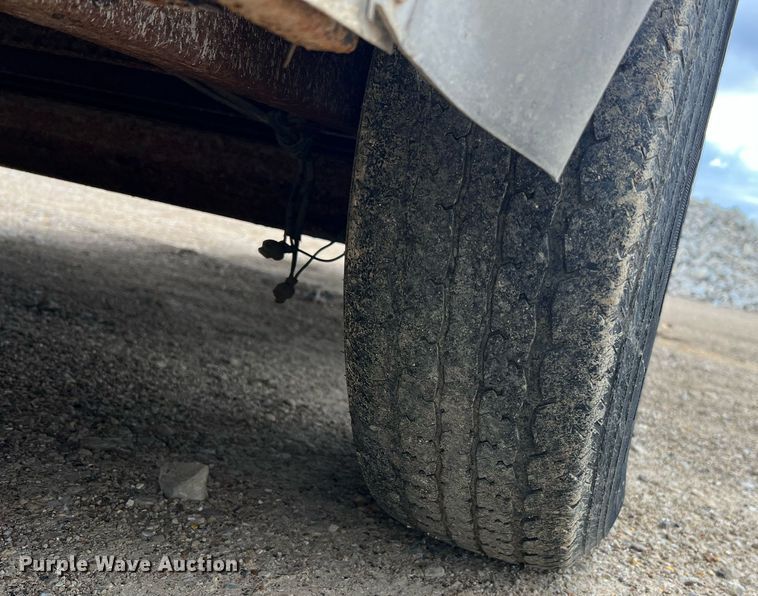 image for item NI9064 2004 Doolittle  enclosed cargo trailer