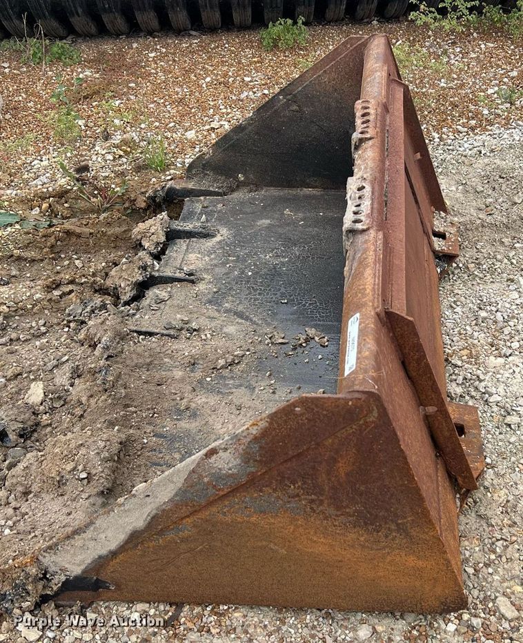 image for item NI9070 67" W skid steer bucket