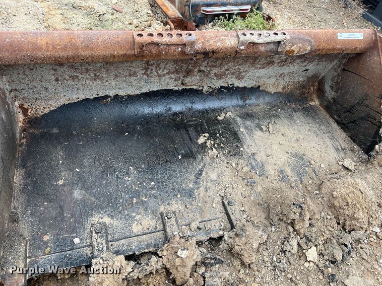 image for item NI9070 67" W skid steer bucket