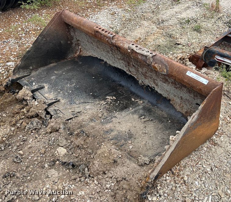 image for item NI9070 67" W skid steer bucket