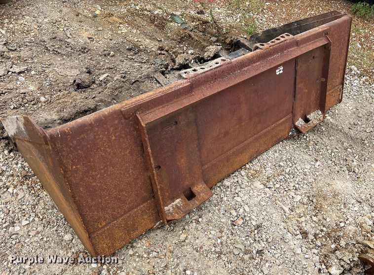 image for item NI9070 67" W skid steer bucket