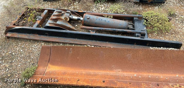 image for item NI9072 (2) bed hoists