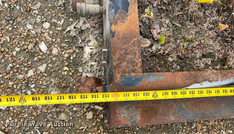 image for item NI9072 (2) bed hoists