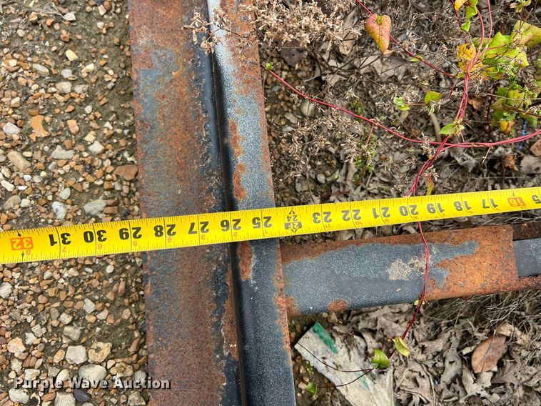 image for item NI9072 (2) bed hoists